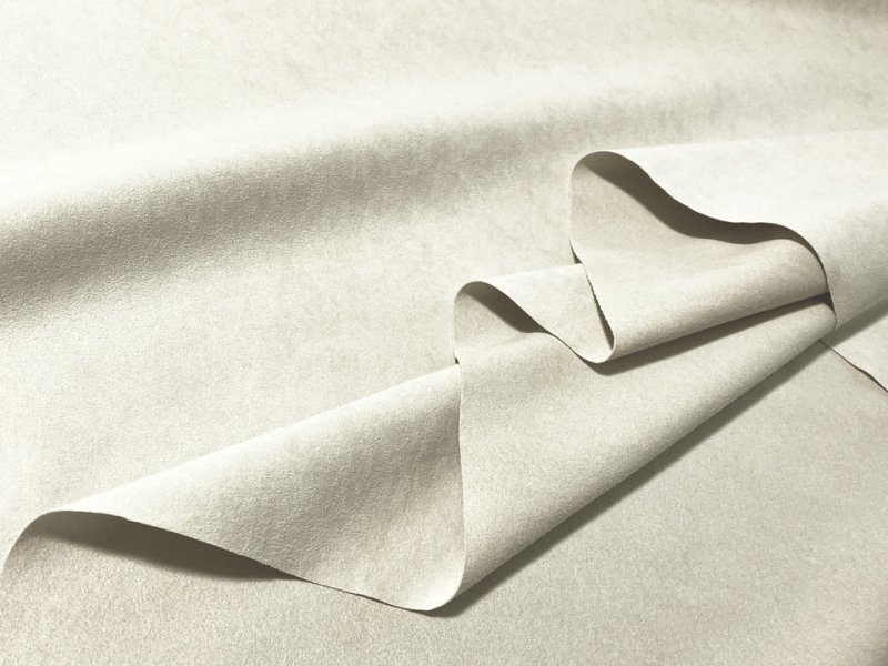 画像2: 【155cm×4〜6M単位】最上級 スエード調生地 人工皮革 日本製 【ライトグレイッシュベージュ 伸縮性 薄手】（アウトレット） (2)