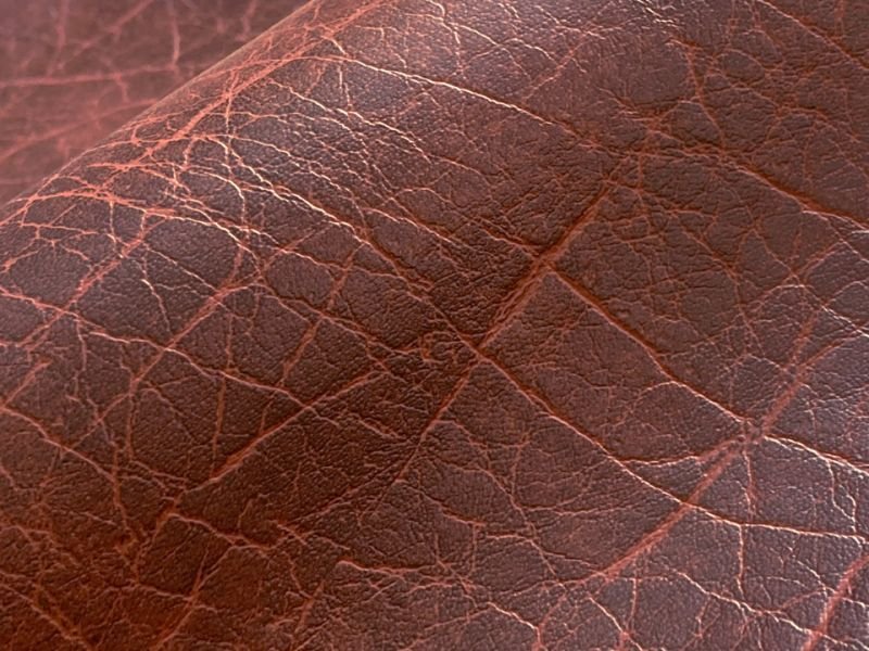 画像2: 合皮レザー生地【ニューアンティーク 難燃 レッドブラウン】 (2)