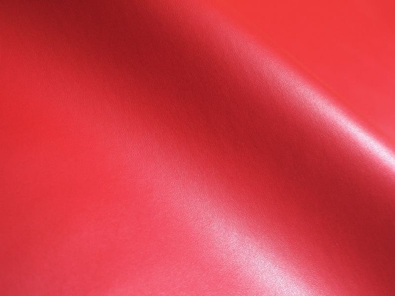 画像2: 合皮レザー生地【薄手 赤 ツヤなし】 (2)