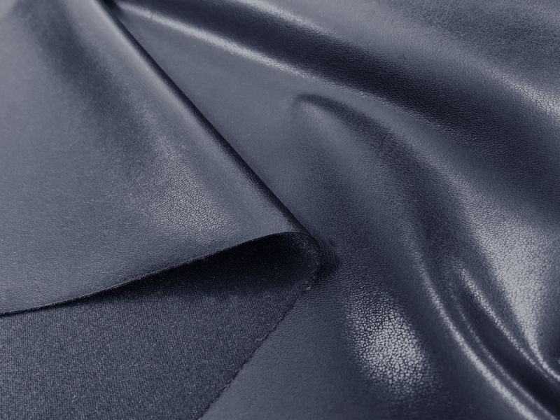 画像3: 合皮 ストレッチレザー生地【伸縮性大 衣料用 濃紺】 (3)