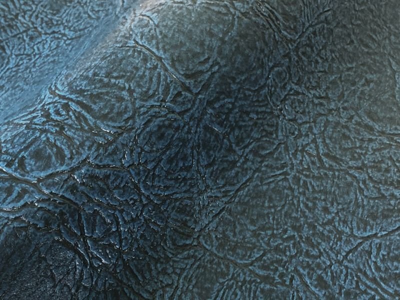 画像2: 合皮レザー生地 広幅 難燃【クラック風アンティーク インディゴ】 (2)