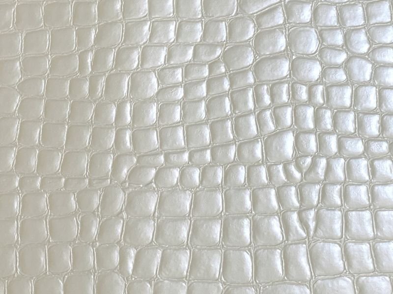 画像6: ワニ革 合皮レザー生地 難燃【大クロコダイル パールホワイト】 (6)