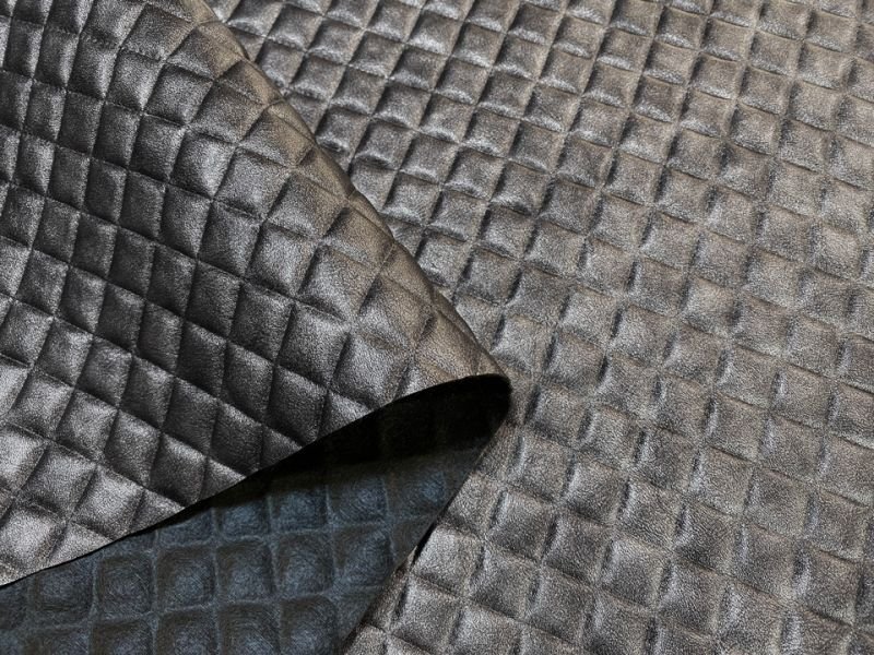 画像4: 合皮レザー生地 エンボス【光沢キルト調 ダイヤ柄 チャコール】 (4)