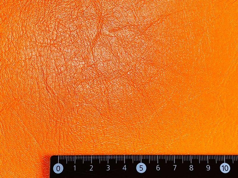 画像5: 合皮レザー生地 原色系 無地 難燃【ツヤあり オレンジ】 (5)