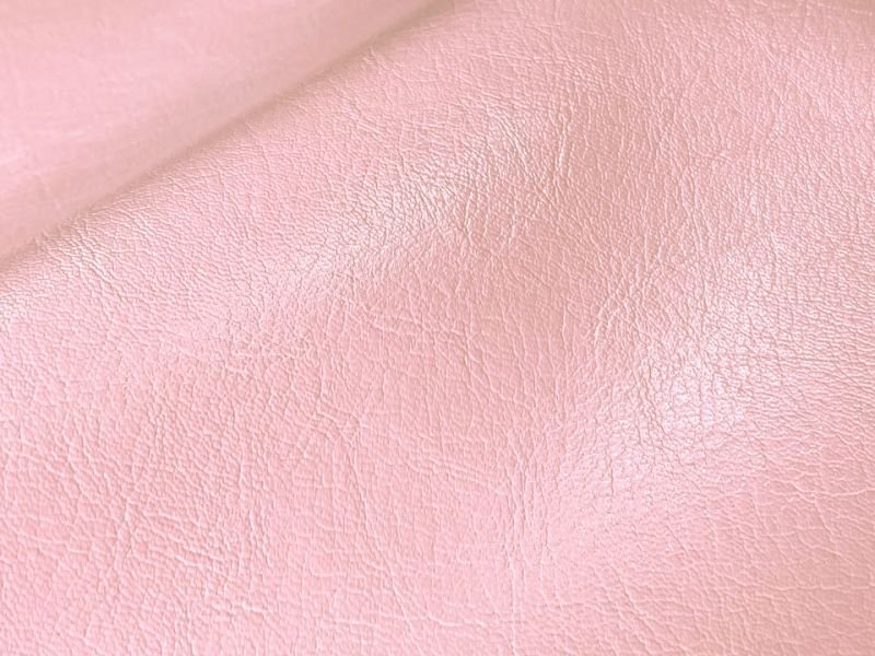画像2: 合皮レザー生地 原色系 無地 難燃【ツヤあり 薄ピンク】 (2)