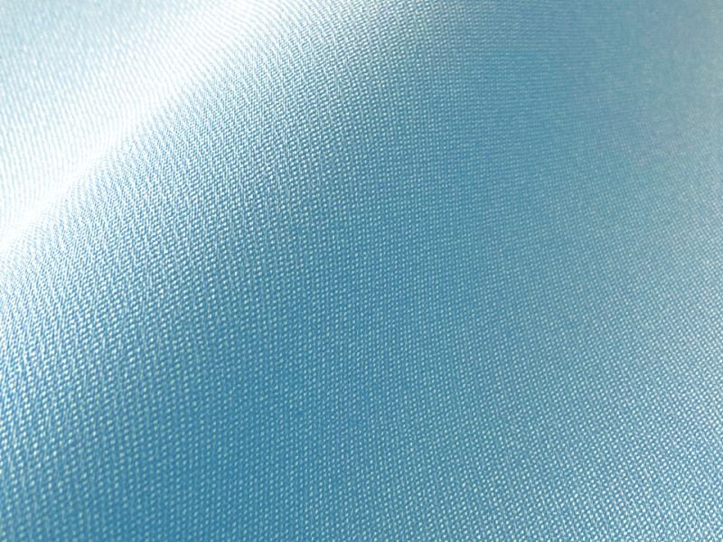 画像2: 合皮レザー生地  伸縮 難燃【デニム調 ライトブルー】 (2)