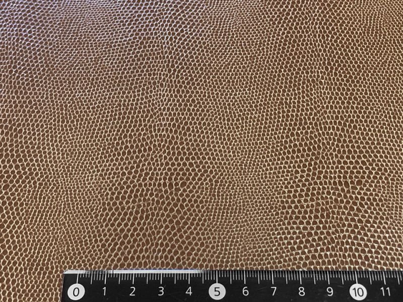 画像7: 【特価】トカゲ革 合皮レザー生地 エンボス【リザード 茶色】 ※廃番予定※ (7)