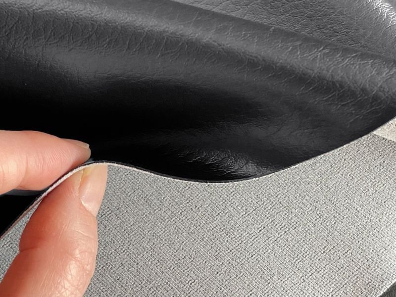 画像7: 【122×80cmカット生地】※難あり※バイク・ジェットスキー用 合皮レザー生地 無地 難燃 伸縮【耐候性 黒】 (7)