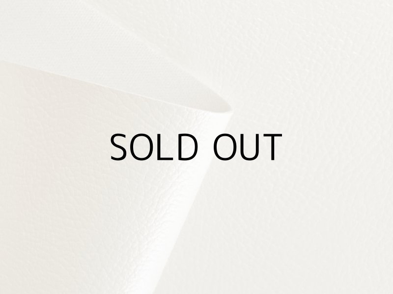 画像3: ※難あり※貼るレザー（接着シール）合皮生地【難燃 広幅 オフ白】 135×80cm (3)