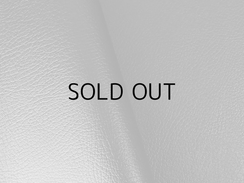 画像3: ※難あり※貼るレザー（接着シール）合皮生地【難燃 広幅 黒】 135×80cm (3)