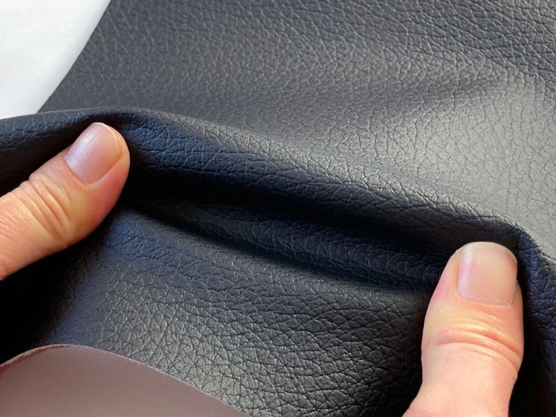 画像6: 合皮レザー生地 難燃 広幅【ソフト シボ大 黒】 (6)
