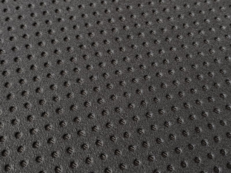 画像3: 【142×50cm単位】最高級 スエード調生地 人工皮革 日本製 【パンチング 黒〜ダークグレー（黒の裏張あり）穴大きめ】（アウトレット） (3)
