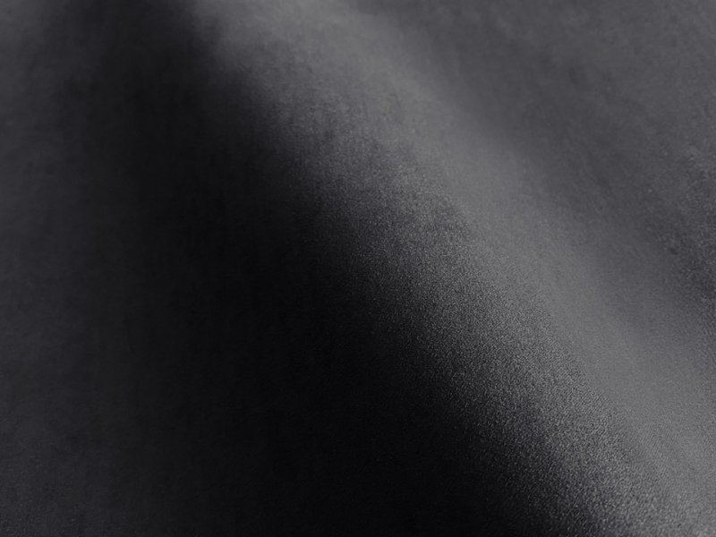 画像3: 【特価 / 70cm×1M単位】貼るスエード（シールタイプ） マイクロファイバー 生地【薄手 黒（裏：紺）】（アウトレット） (3)