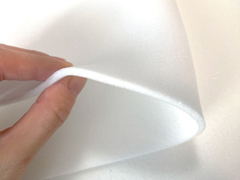 画像3: 【100cm×1M単位】低反発ウレタンフォーム 緩衝材 クッション スポンジ 生地 シート【白 4mm厚】 (3)