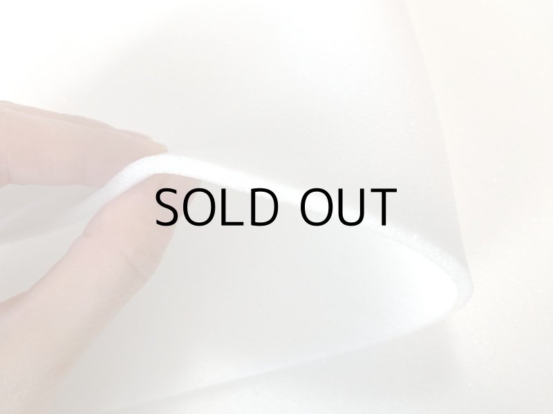 画像7: [送料無料]【50×30cmカット生地】[貼るウレタン（低反発）] シールタイプ 接着 ウレタンフォーム スポンジ 生地 シート【白 4mm厚】 (7)