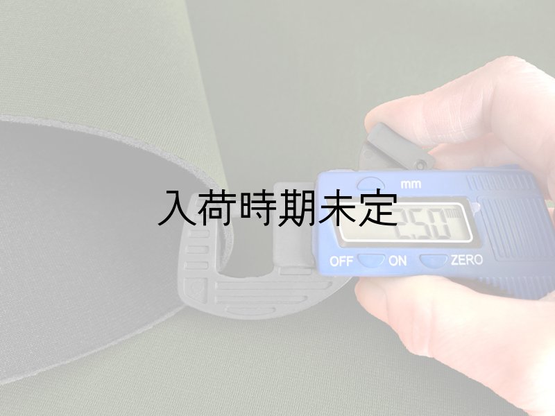画像7: 【120×50cm単位】ウェットスーツ風 カラフル ウレタンシート 弾力 やや薄手 生地【オリーブグリーン/黒】 (7)