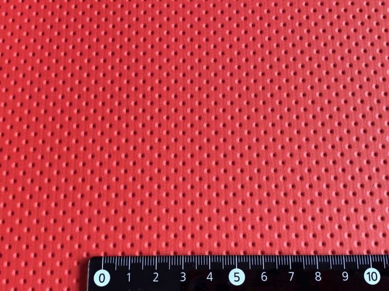 画像5: [巾122] 合皮レザー生地【カラフル ドットパンチング 難燃 耐候性 赤】 (5)
