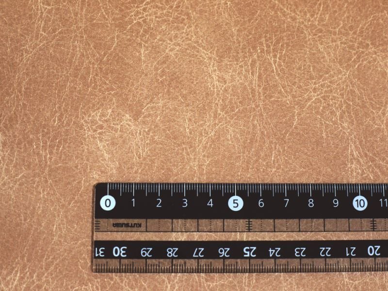 画像6: 合皮レザー生地  伸縮性【ヴィンテージ風 難燃 薄茶】 (6)